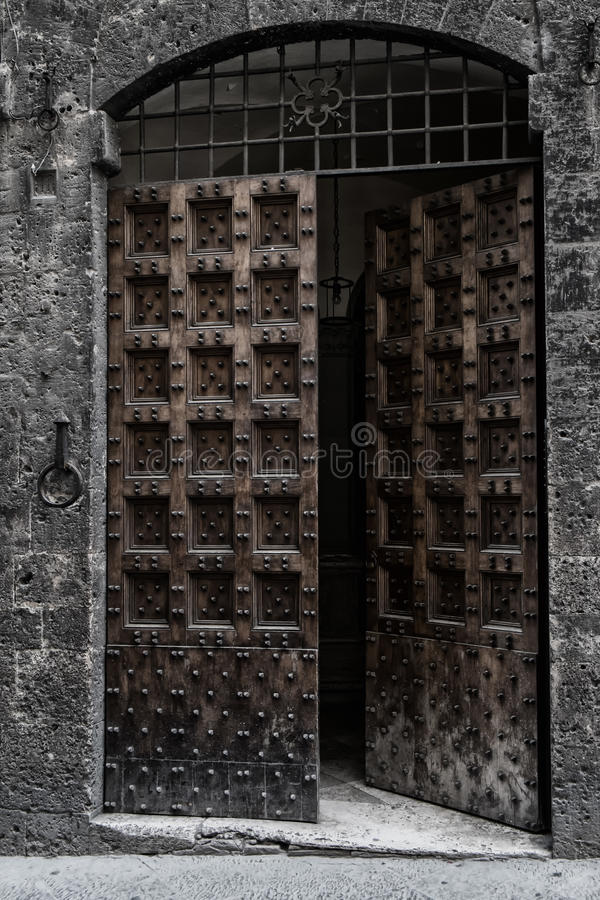 ‘星空·综合体育’三节战报:水花大迸发率队反超 火箭77-84懦夫(图2) 星空综合