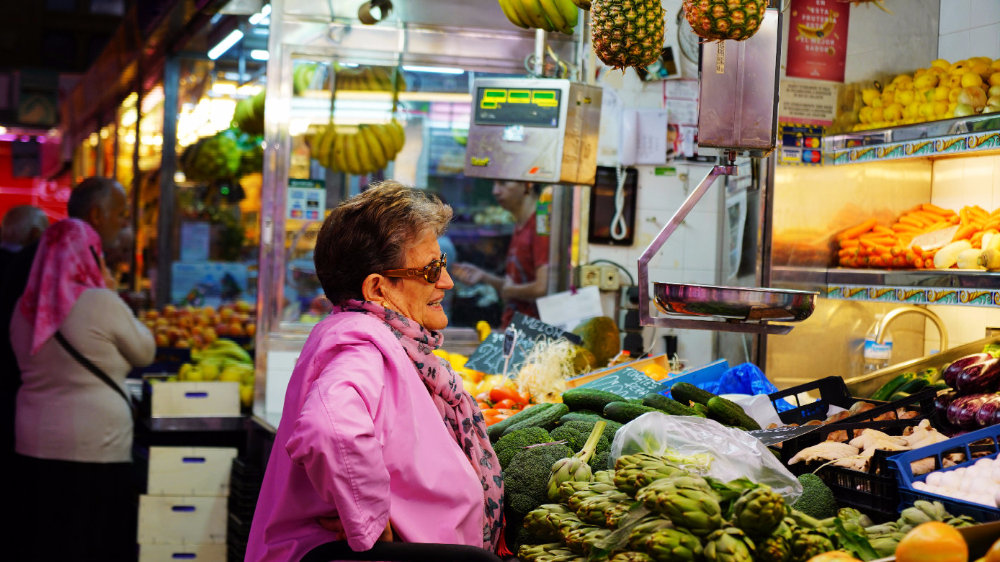 福斯特为阿联酋设计“峡谷”展览馆“星空综合”(图2) 星空·综合体育